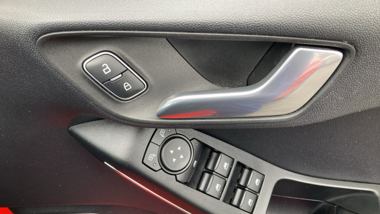 Ford Fiesta 1.0 EcoBoost Titanium 5dr Petrol Hatchback